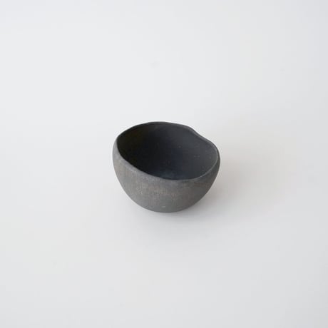 渡辺隆之・くぼみ 碗 L / 黒 ②