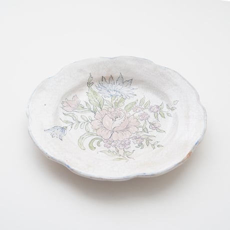 優しい色合いの薔薇の絵皿