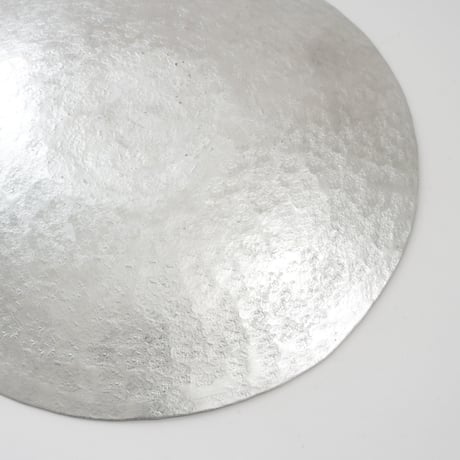 山田憲栄 / アルミ浅鉢（円）20cm