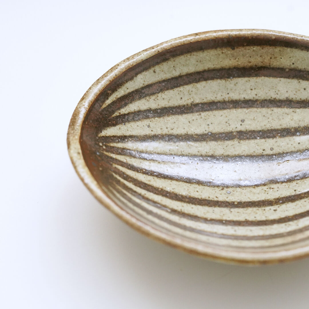 【新品】庄司理恵さん の アーモンドボウル 4枚セット 庄司理恵さん】の新作登場です！ - うつわと暮らしのよみもの