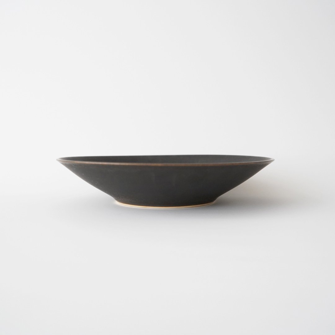 和田山真央・ベルーガ 浅鉢 (LL) | 黄魚オンラインショップ