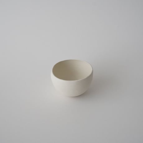 渡辺隆之・くぼみ 碗 M / 白