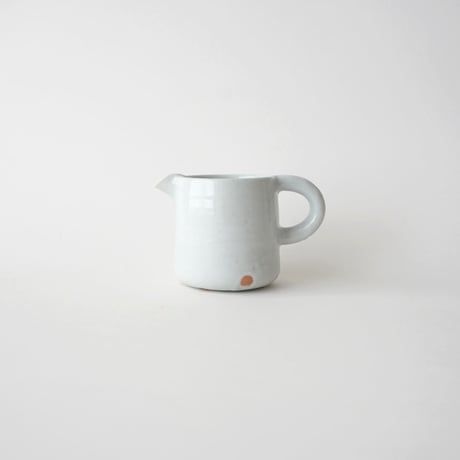 51 壷田亜矢 / 注器（白磁）