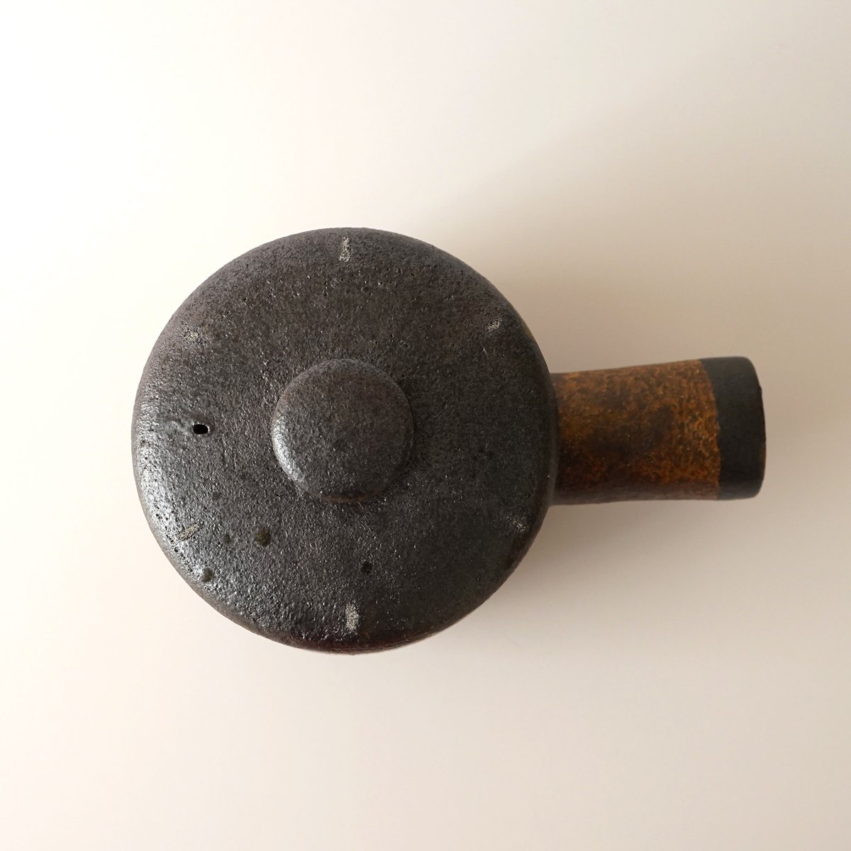 壷田和宏・亜矢 / フタ付き片手鍋 | 黄魚オンラインショップ