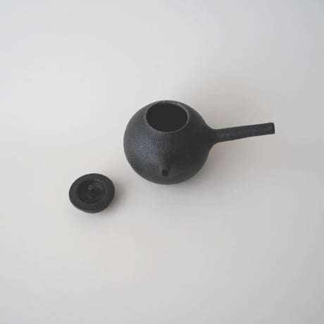 角掛政志・急須 / 黒 ①
