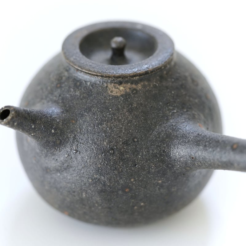 角掛政志　艶黒醤油さし(面取り) 作家別に探す :: 角掛 政志 :: 【入荷まち！】角掛政志｜艶黒