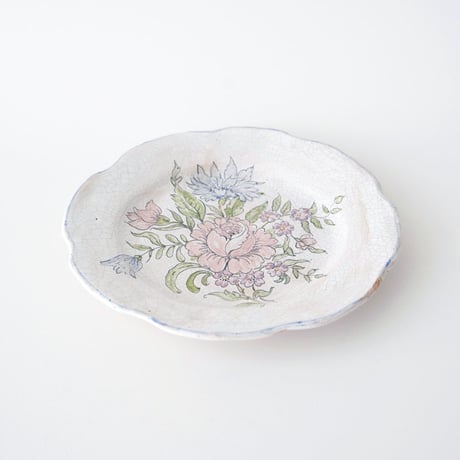 優しい色合いの薔薇の絵皿