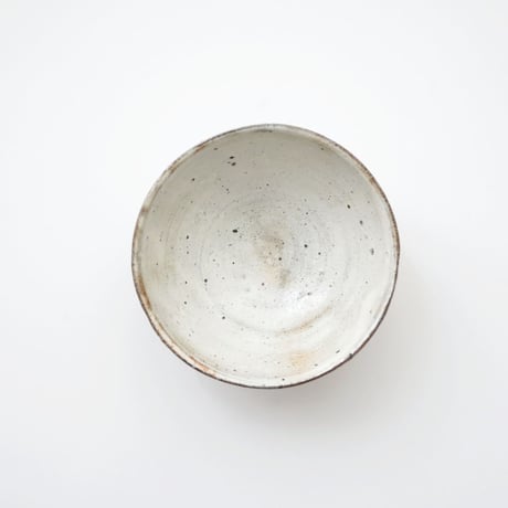 梅田健太郎・飯碗 (粉引) 白っぽい