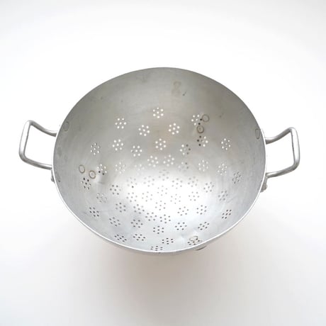 フランス・ビンテージ調理器具 / アルミコランダー