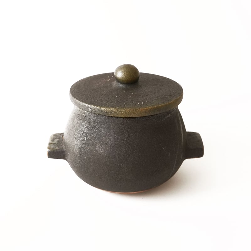 壺　陶器　釜 壷田和宏・亜矢 / 茶釜のような土鍋 | 黄魚オンラインショップ