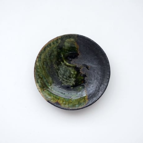 24 木曽志真雄・小皿 オリベ鉄彩