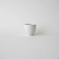 5 壷田亜矢 / 湯呑み（白磁）