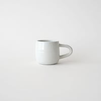 58 壷田亜矢 / コーヒーカップ（白磁）