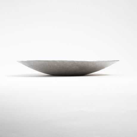 山田憲栄 / アルミ浅鉢（円）20cm