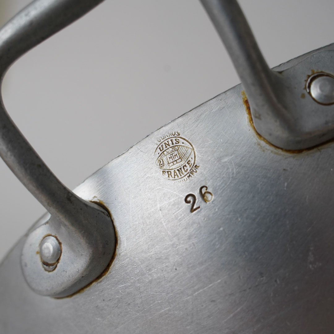 フランスアンティーク アルミ穴あきたらい フランス・ビンテージ調理器具 / アルミコランダー 2025/07② | 黄魚