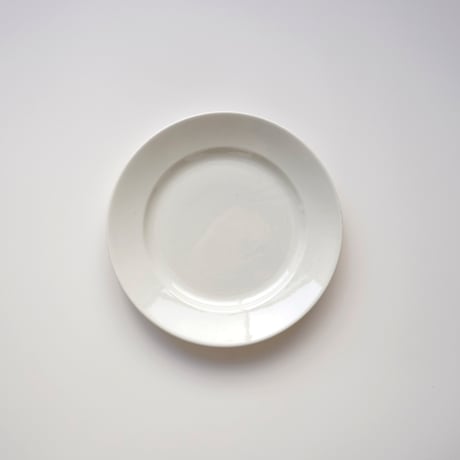 フランス・白いサルグミンヌのお皿⑤