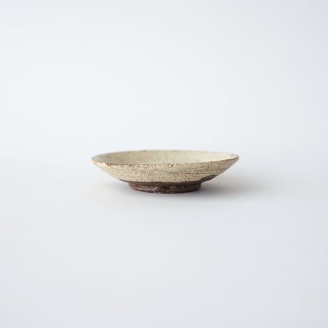 24 木曽志真雄・小皿 粉引緑彩