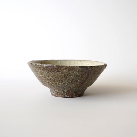壷田和宏・亜矢 / 粉挽飯碗