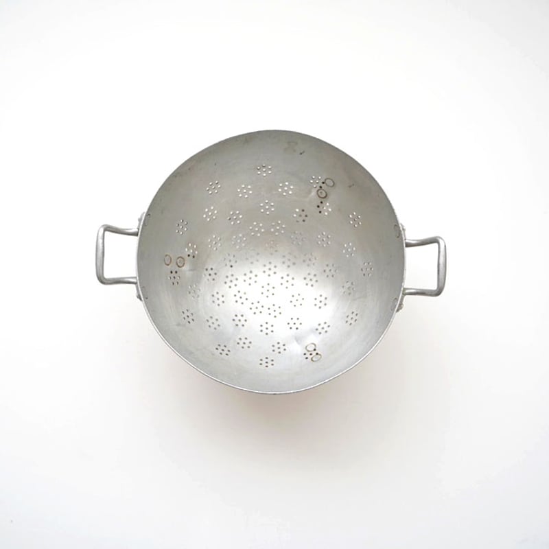 フランス・ビンテージ調理器具 / アルミコランダー | 黄魚