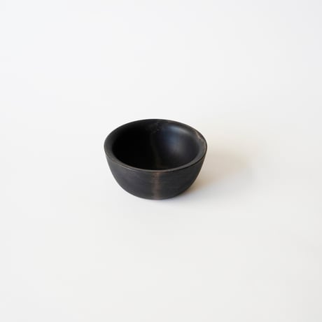 後藤睦・小鉢 ・4寸 / 鉄媒染（クルミ）