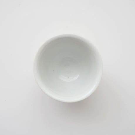 21 竹下努・青白磁くみ出し (大)