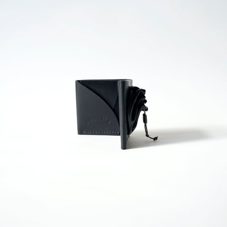 Eatable Of Many Orders・SQUARE WALLET DUMPLING / BLACK