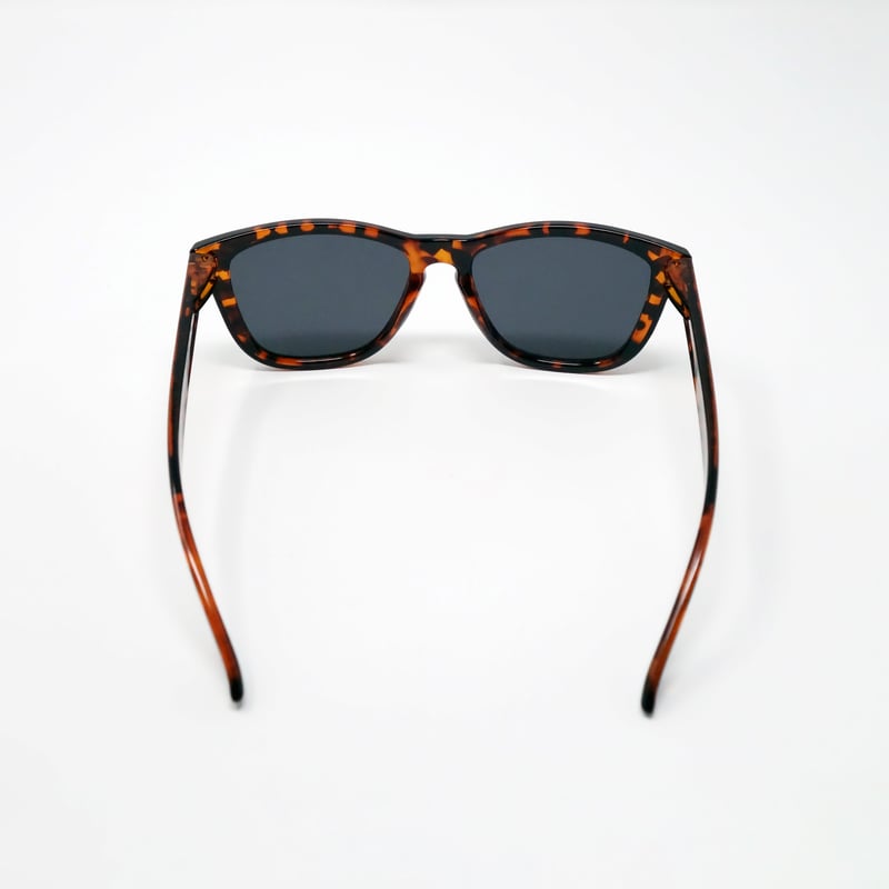 美品・ロエベ ネイビー フレーム ブラックレンズ サングラス 楽天市場】SUNCUTGlasses/UV100%CUT ウェリントン型 サングラス
