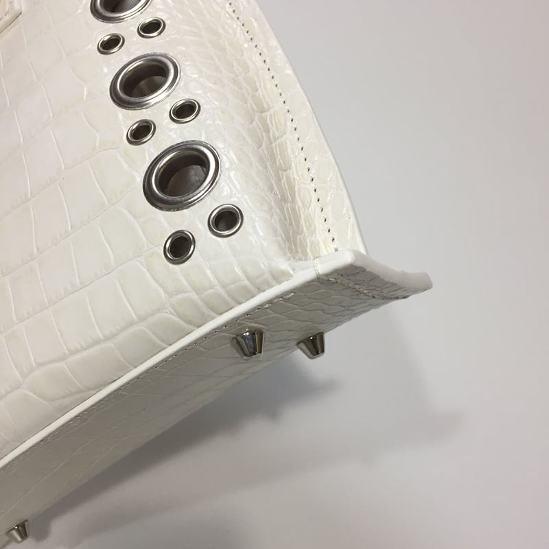 ANYA HINDMARCH　2way ショルダーバッグ　レザー　白　ハトメ 楽天市場】【バッグ】ANYA HINDMARCH アニヤ ハインドマーチ