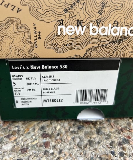 Levi's × New Balance MT580 LE2