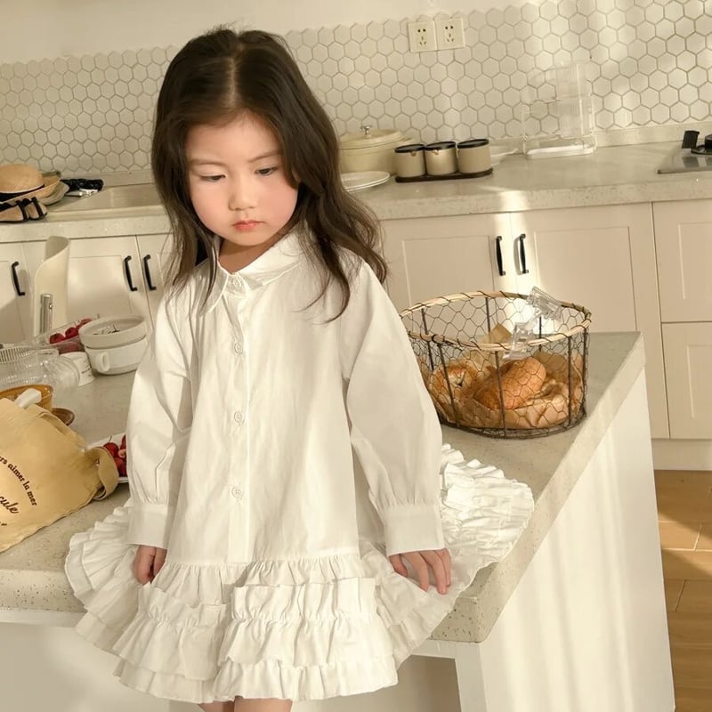 ホワイト シャツワンピース ギャザー入り kids white / sky blueギャザーフリルシャツワンピース(3998