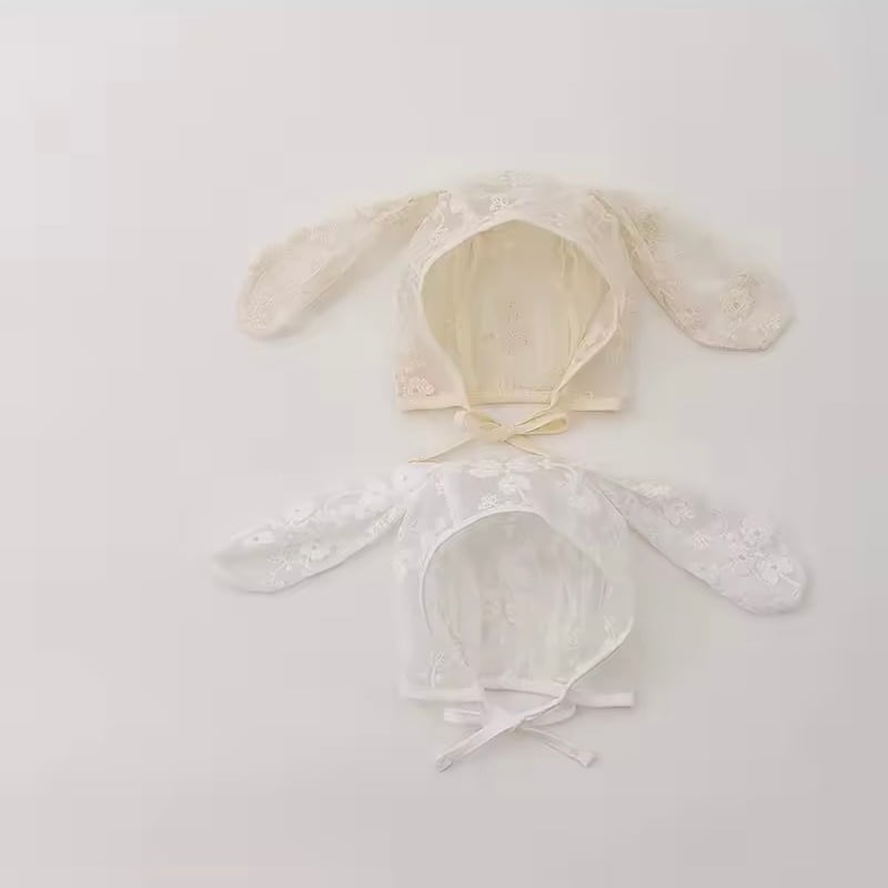 未使用　タグ付き　White Rabbit のうさみみボンネット ベイビーザスターズシャインブライトうさみみボンネット黒白