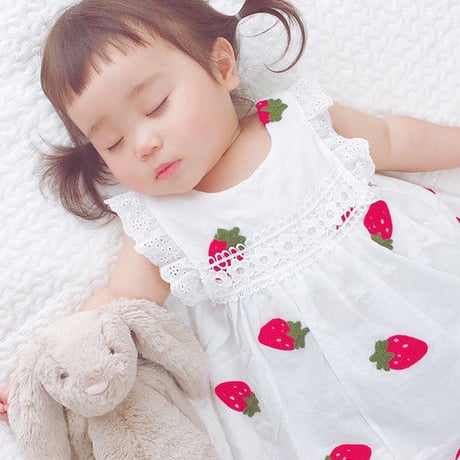 即納◆いちご刺繍ワンピース(382)