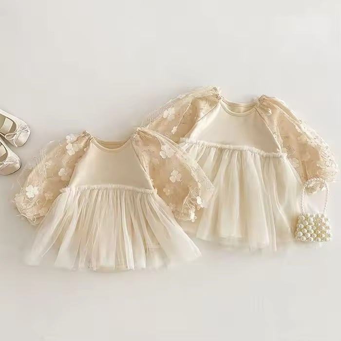 【美品】ファミリア 姉妹  おそろい ワンピース テリア ポシェット柄 テリア大集合❤｜ファミリア大丸心斎橋店の公式ブログ