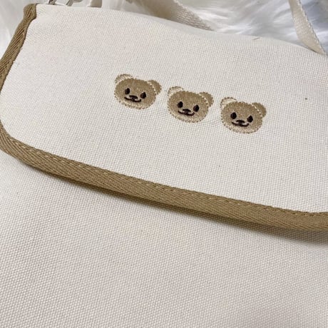 保冷保温くま刺繍バッグ(1993)