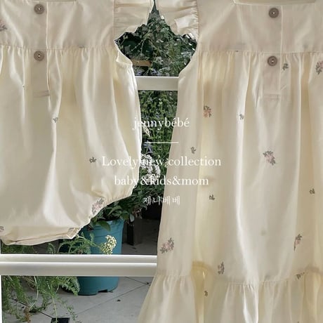 jennybebe 姉妹お揃いエンブロイダリーpetitフラワーロンパースorワンピース(3138)
