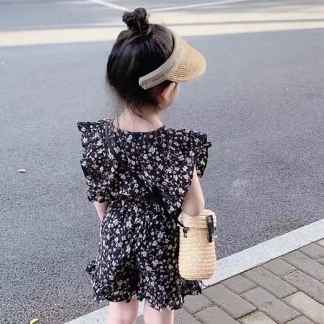 kids リボン付きブラック花柄ショルダーフリルセットアップ(3058)