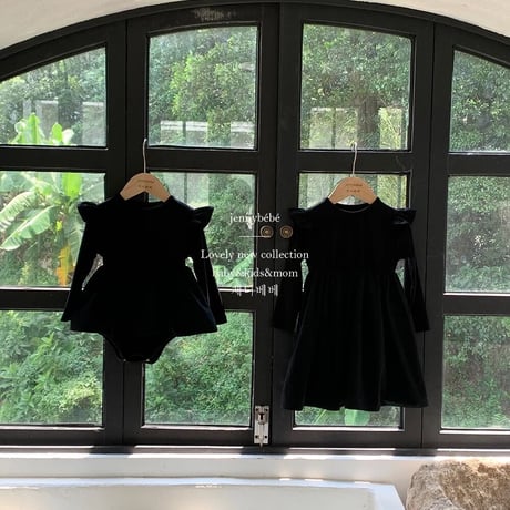 即納あり◆jennybebe ママとお揃いblack shoulder frill ロンパースorワンピース(3253)