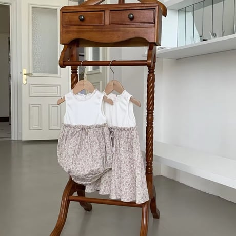 姉妹お揃いノースリーブリブ切替フラワーロンパースorワンピース(1556)