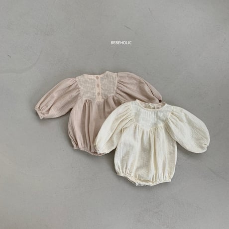 即納【bebeholic】flower embroidery  rompers (be18)