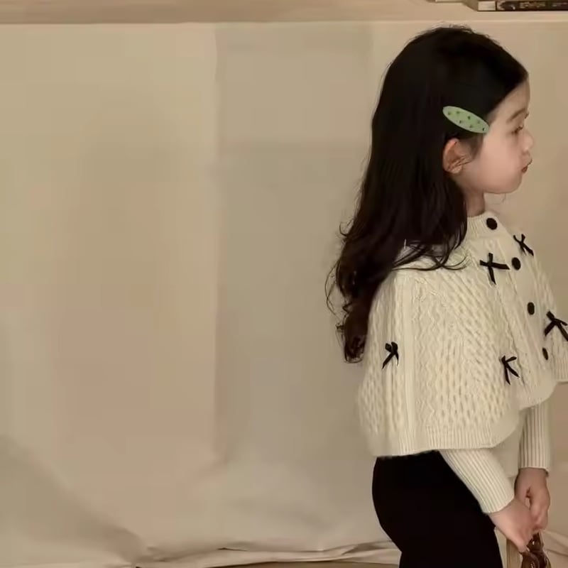 リボンカーディガン^_^様 kids ケーブルニットブラックリボンポンチョカーディガン(1661