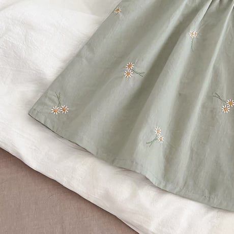 姉妹お揃いミントマーガレット刺繍ロンパースorワンピース(726)
