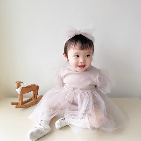 ヘアバンド付きパフチュールメローロンパース(1503)