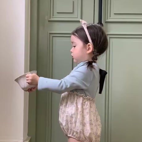 jennybebe 姉妹お揃いbackブラックリボンフラワー切替ロンパースorワンピース(1118)