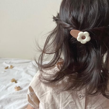 即納◆バイカラーお花ヘアクリップ(147)