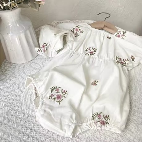 姉妹お揃いローズフラワー刺繍ロンパースorワンピース(1112)