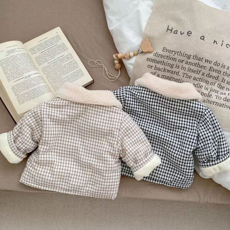 ギンガムチェックくまワッペンボア襟コート(2396) | こどもふく🧸mocokids