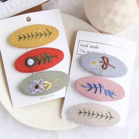 刺繍パッチンピン(952)