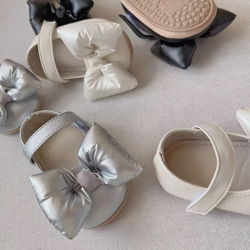 ぷっくりリボンベビーパンプス(719) | こどもふく moco kids