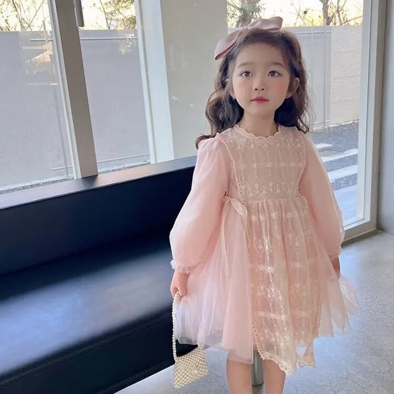 即納あり◇kids 2color ロングスリーブエプロンレースドレス 即納あり◇kids 2color ロングスリーブエプロンレースドレス