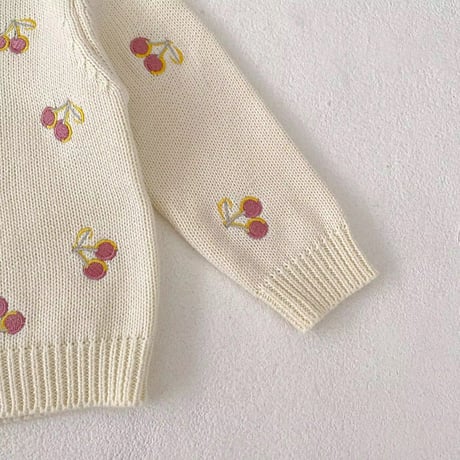 チェリーレッド刺繍ニットカーディガン(667)